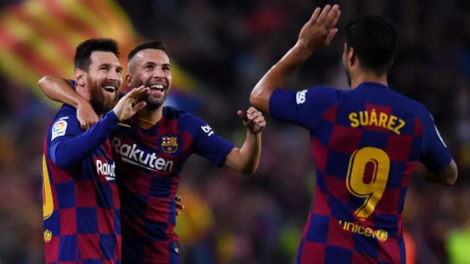 Жорди Алба беснее: Барселона подари Луис Суарес на пряк конкурент и какво стана?