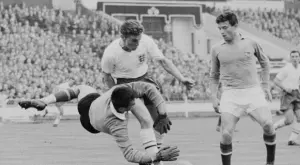 Голов трилър+шеметен обрат - това е най-интересният откриващ мач на Европейско до днес