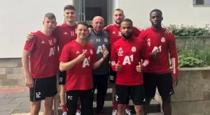 {{ otherArticle[0].article.title }}