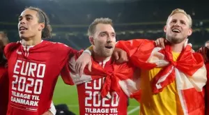 {{ otherArticle[0].article.title }}