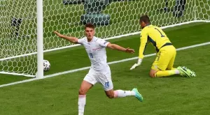 {{ otherArticle[0].article.title }}