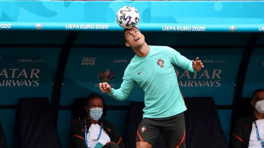 Акциите на спонсор на Европейското по футбол паднаха заради Роналдо?
