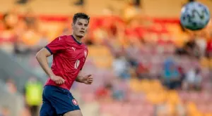 {{ otherArticle[0].article.title }}