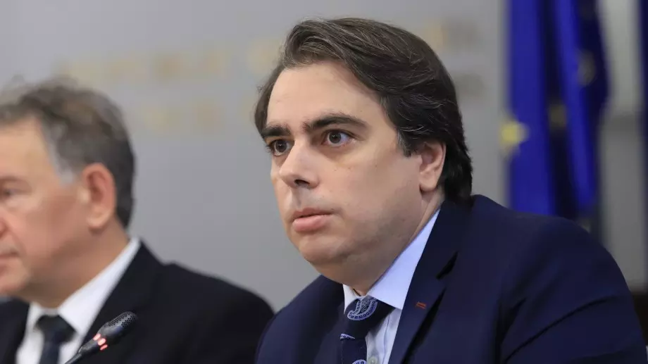 Министърът: Приходите в бюджета ще обезпечат финансово дори тежка вълна от коронавирус