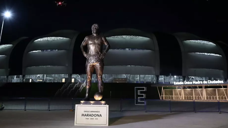ВИДЕО: Невероятно шоу в чест на Диего Марадона преди мача на Аржентина на Копа Америка