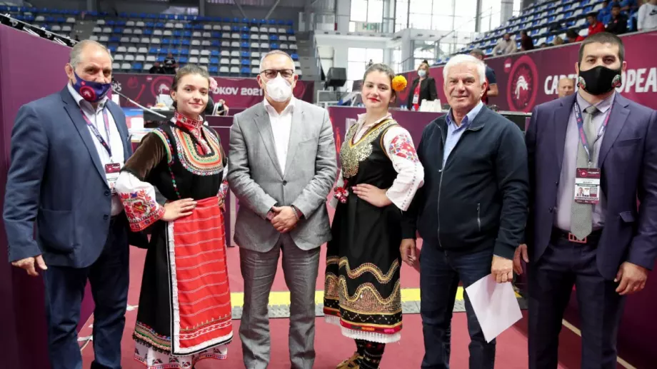 Откриха Европейското първенство по борба за кадети в Самоков
