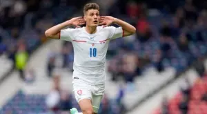 Голове на 2021: Най-красивият гол на Евро 2020, който превърна Патрик Шик в машина (ВИДЕО)