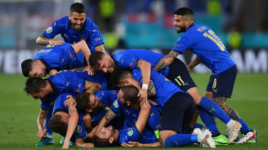 Италианците се класираха на 1/8-финал и заговориха за финал на Евро 2020