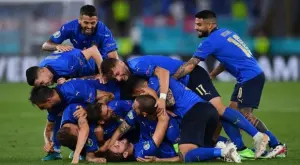 {{ otherArticle[0].article.title }}