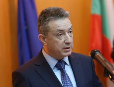 Янаки Стоилов не каза категорично дали ще внесе предложение за прекратяване на мандата на главния прокурор
