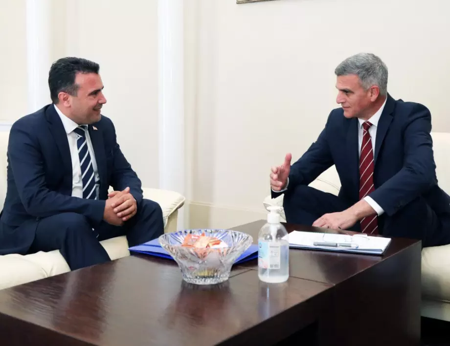 Как в Северна Македония коментират визитата на Зоран Заев в София