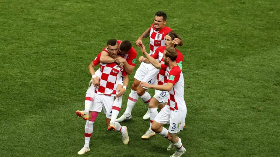 Хърватия и Шотландия в директен сблъсък за елиминациите на Европейското по футбол