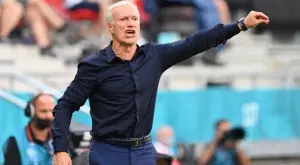 {{ otherArticle[0].article.title }}