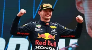 Макс Верстапен се цели в „нокаутиращ“ успех над Хамилтън на Силвърстоун 