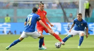 {{ otherArticle[0].article.title }}