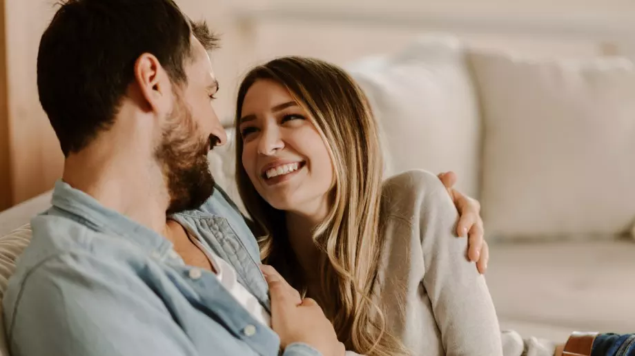 Как да задържите любимия си според зодията му