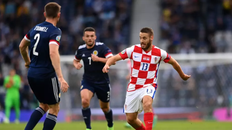 Хърватия се събуди срещу Шотландия и се класира на 1/8-финалите на Европейското по футбол