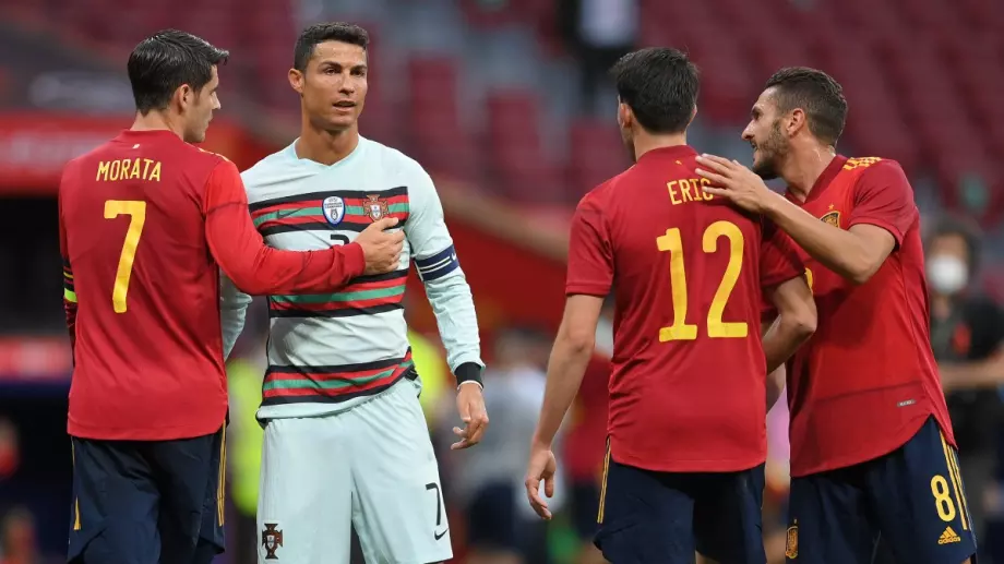 Испания може да е без двама важни играчи в полуфинала срещу Италия