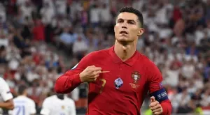 {{ otherArticle[0].article.title }}