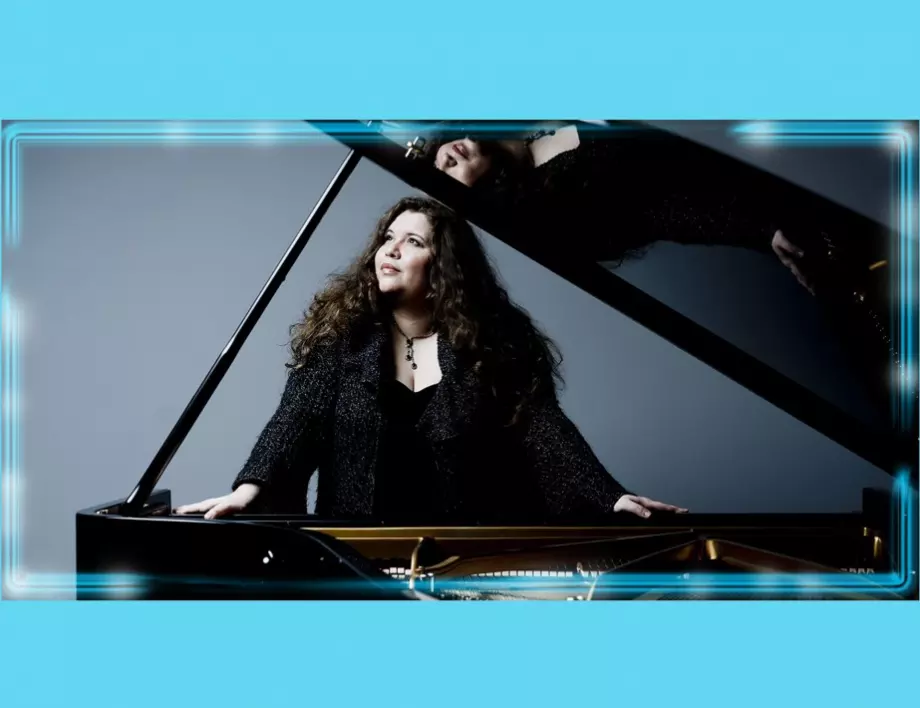 Невероятната пианистка Пламена Мангова се връща в страната с клавирен рецитал на 26.06 в Зала "България", част от МФ "Софийски музикални седмици"