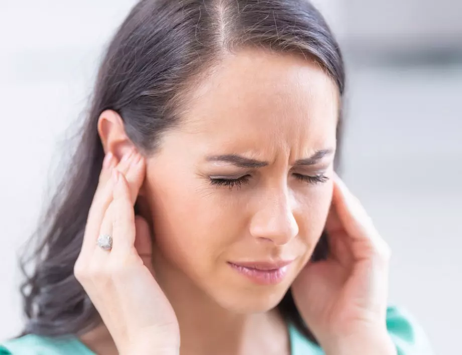 На какво се дължат болките в ухото при настинка?