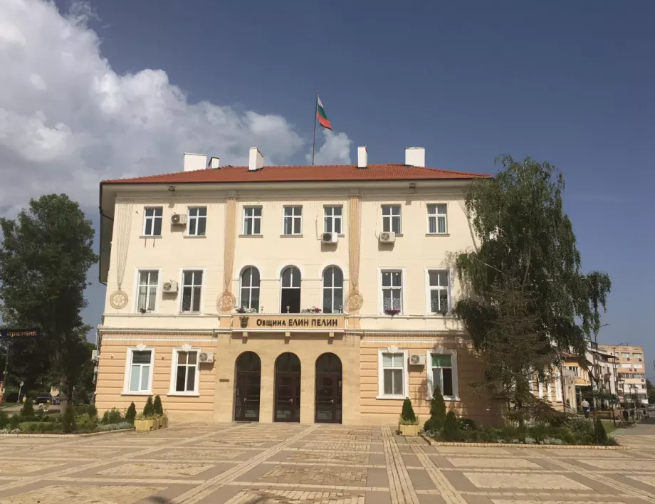 Турнир по мини футбол от веригата "Хайде да ритаме" в Елин Пелин