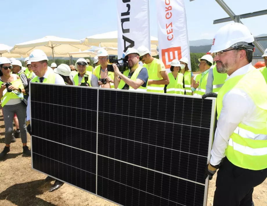 "Аурубис" и ЧЕЗ ЕСКО изграждат най-големия соларен парк за собствено потребление в страната