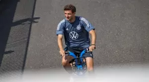 Томас Мюлер на линия за Германия за 1/8-финала с Англия на Европейското първенство по футбол