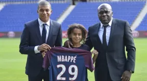 {{ otherArticle[0].article.title }}