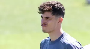 {{ otherArticle[0].article.title }}