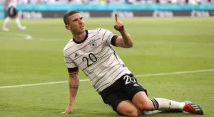 Конкуренция! Три клуба от Бундеслигата кръстосват шпаги за германски национал от Интер