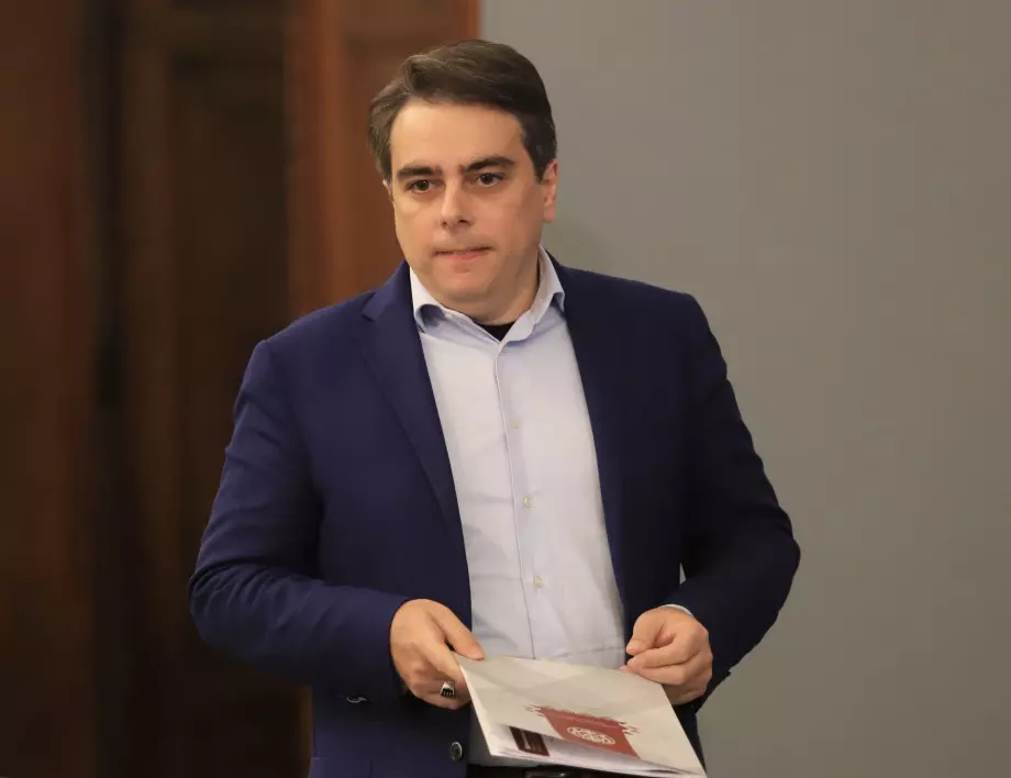 Асен Василев съди Тошко Йорданов за 250 000 лв.