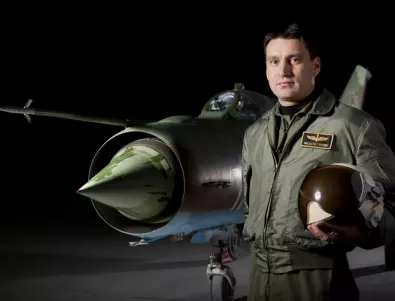 Черната кутия на падналия МиГ-29 е все още в България 