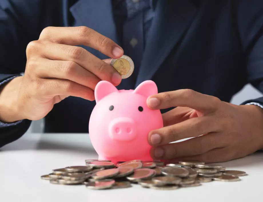 7 начина да спестите пари дори с ниска заплата