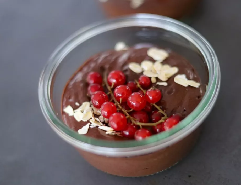 Шоколадов пудинг с чия - здравословен десерт, който да опитаме