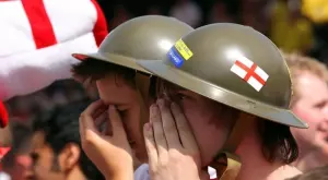 Нова лоша новина за английските фенове – ще получават забрани и за онлайн престъпления