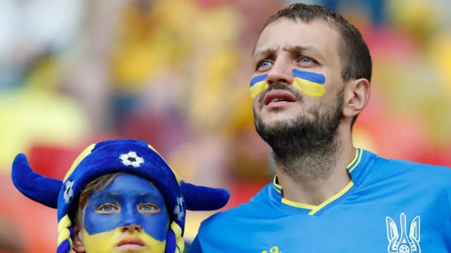 Украйна ще играе домакинските си мачове в съседна държава