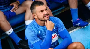 {{ otherArticle[0].article.title }}