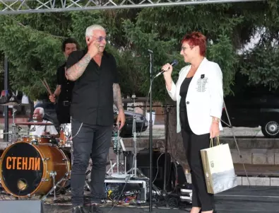 Стенли изнесе летен рок-концерт в Тетевен (СНИМКИ)