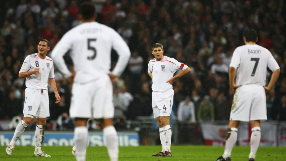 Какво се случи с отбора на Англия, който "трябваше да спечели Евро 2008", а не се класира?