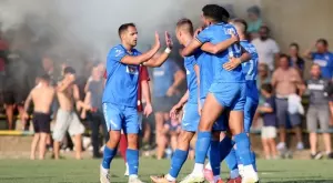 Отговори: Каква е ситуацията със заплатите към играчи и бивши треньори на Левски?