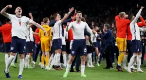 ВИДЕО: Звезда на Англия плени цял свят, след като разплака от радост малко момиченце