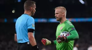 Светило сред съдиите обясни защо дузпата за Англия не беше отменена