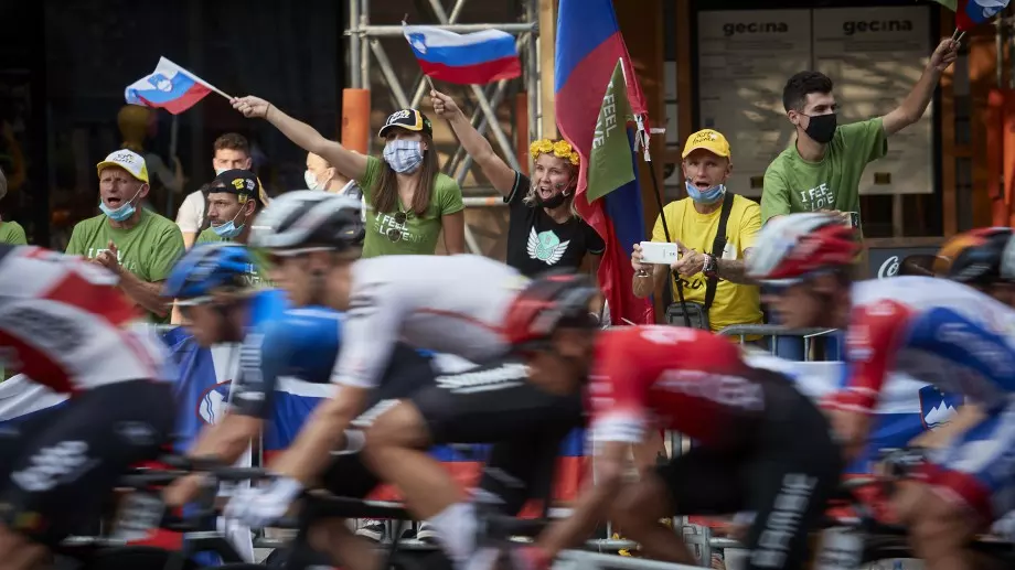 “Тур Дьо Франс” 2022: Триумф на Ван Аерт след страхотна солова акция 