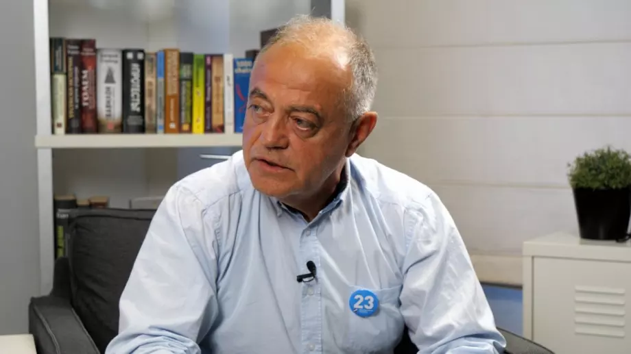 Атанас Атанасов: Проект на Петков и Василев би бил в сянката на президента