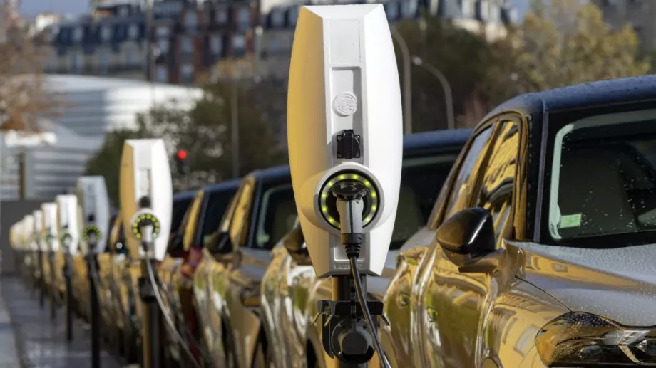 Ню Йорк забранява колите на изкопаеми горива