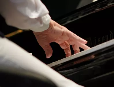Идеи и реалност в Русия: Искаш да купиш пиано от чужбина? Искаш да видиш колко богати са депутатите? Не може