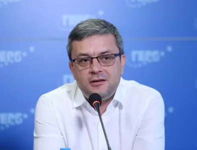 Тома Биков: Президентът Румен Радев да вземе отношение по прекратения договор за наем на в. 