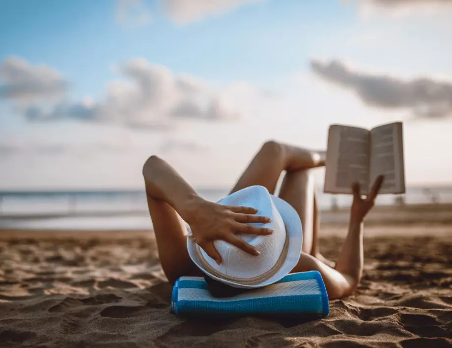 Фаза на Луната на 19 август 