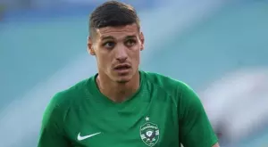 {{ otherArticle[0].article.title }}